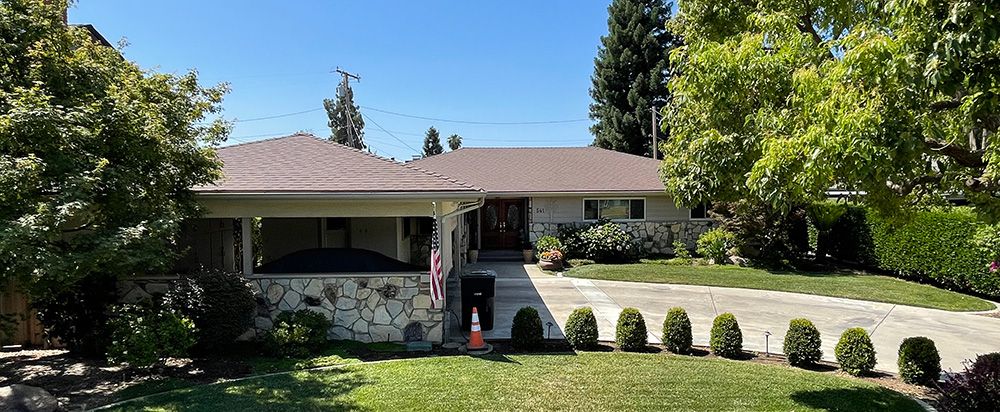 Home with Composite Shingles Roofing in Visalia, California